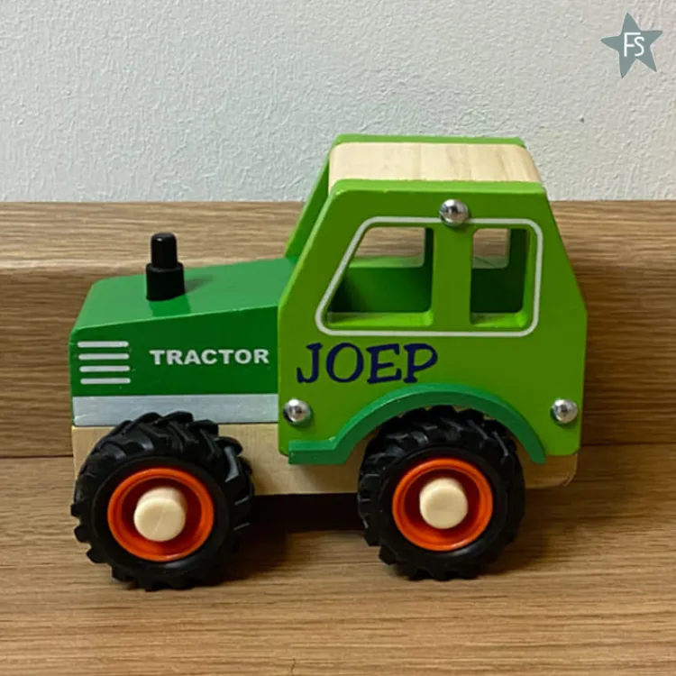 Sale Houten tractor met rubberen wielen (met naam) Kraamcadeau Jongen