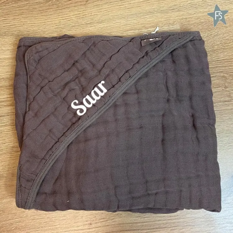 New Badcape Wrinkled - chestnut (met naam) Badcape (met Naam) | Kraamcadeau Meisje