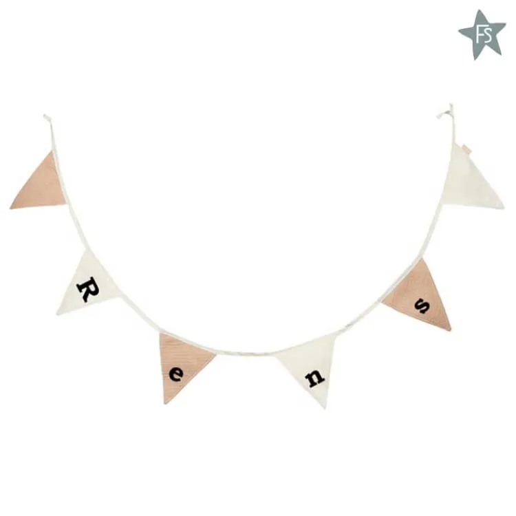 Outlet Biscuit/Ivory 200 cm Vlaggenlijn ( met naam ) Kraamcadeau Meisje | Kraamcadeau Jongen
