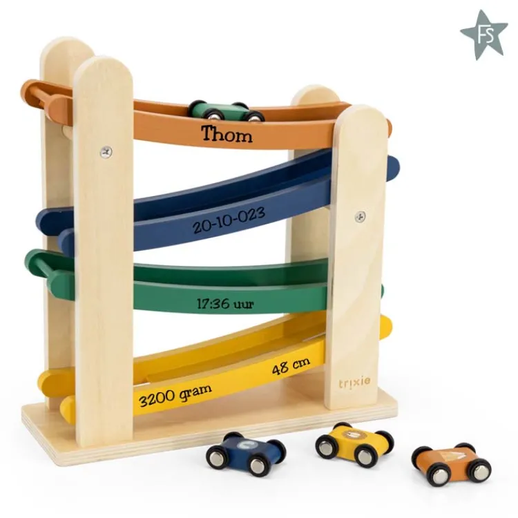 New Trixie Houten racebaan met 4 auto's ( met naam en geboortegegevens ) Trixie Houten Speelgoed | Houten Speelgoed Met Naam
