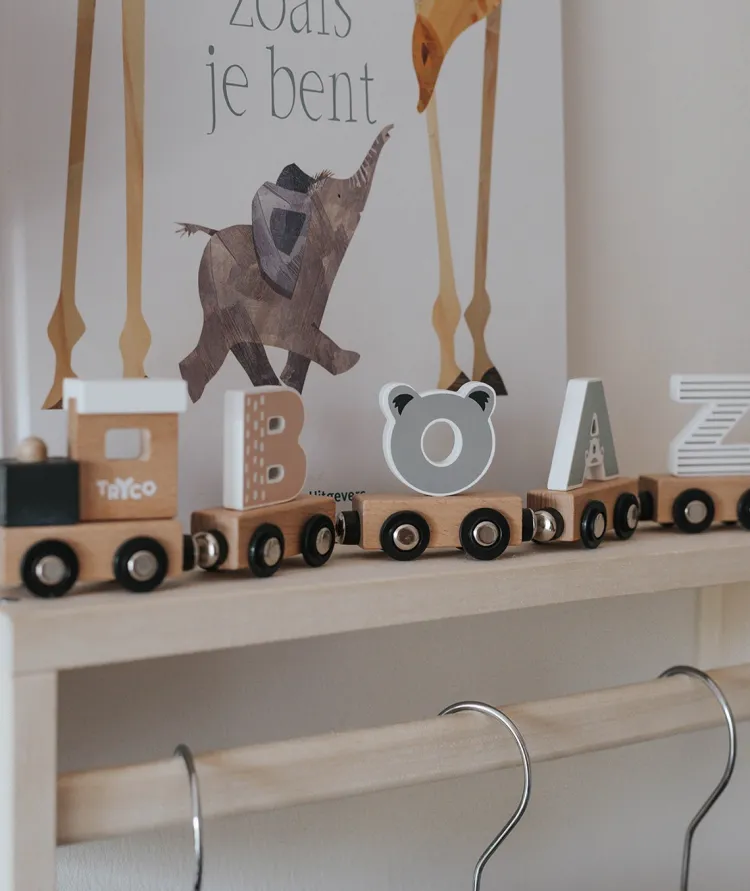Outlet lettertrein - letter B Houten Treinen Met Naam | Houten Speelgoed Met Naam